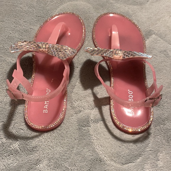 Rhinestone Bow Jelly Sandals - Picture 3 of 5